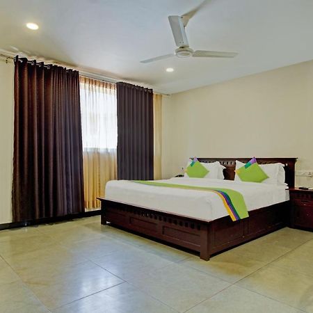 Treebo Prince Hotell Kottayam Exteriör bild