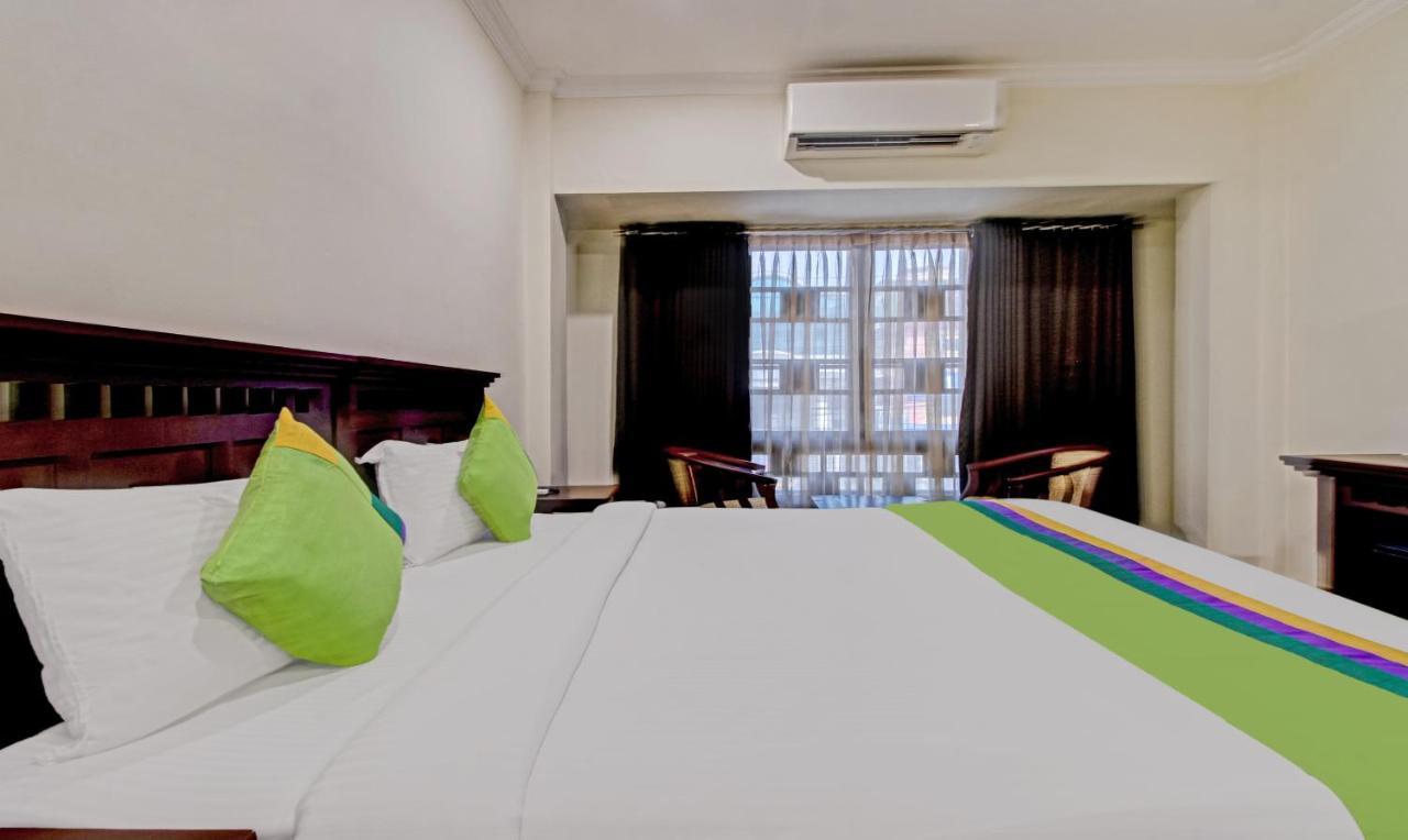 Treebo Prince Hotell Kottayam Exteriör bild