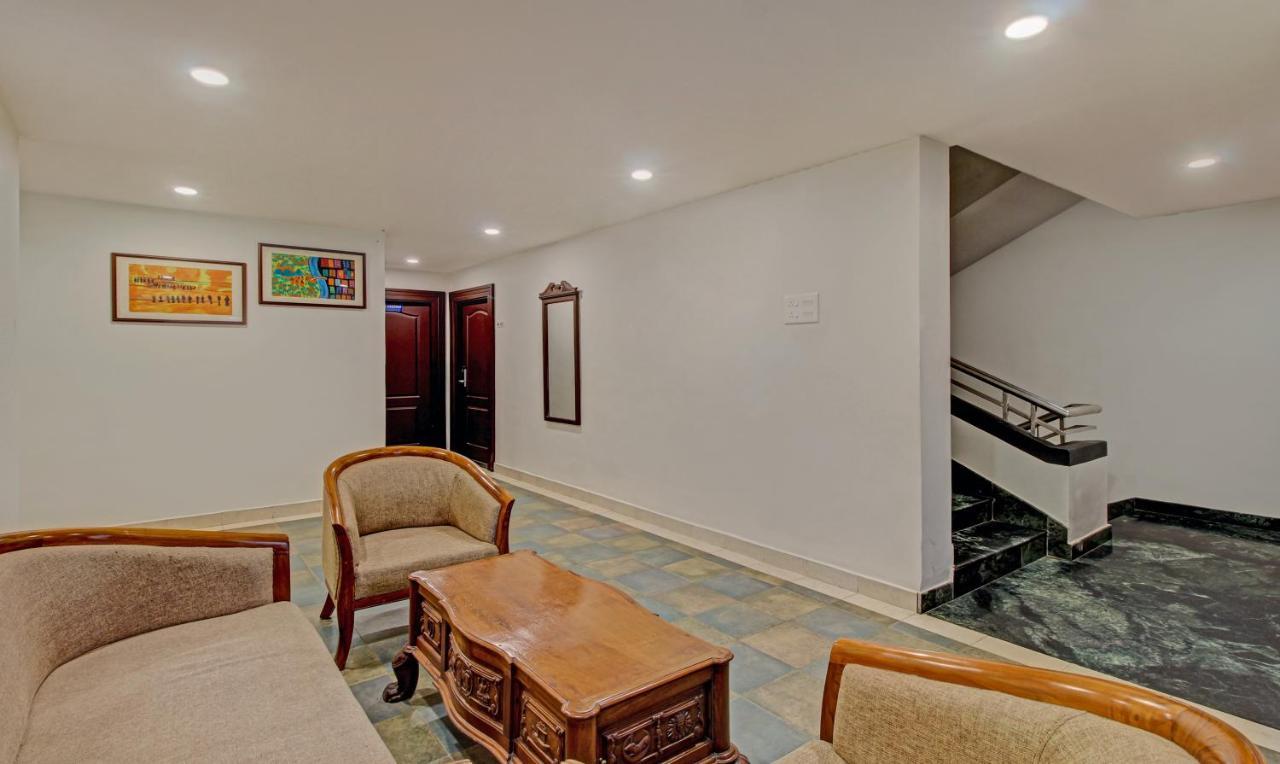 Treebo Prince Hotell Kottayam Exteriör bild